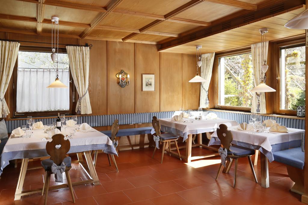 Parkhotel Tirolerhof Lagundo Bagian luar foto