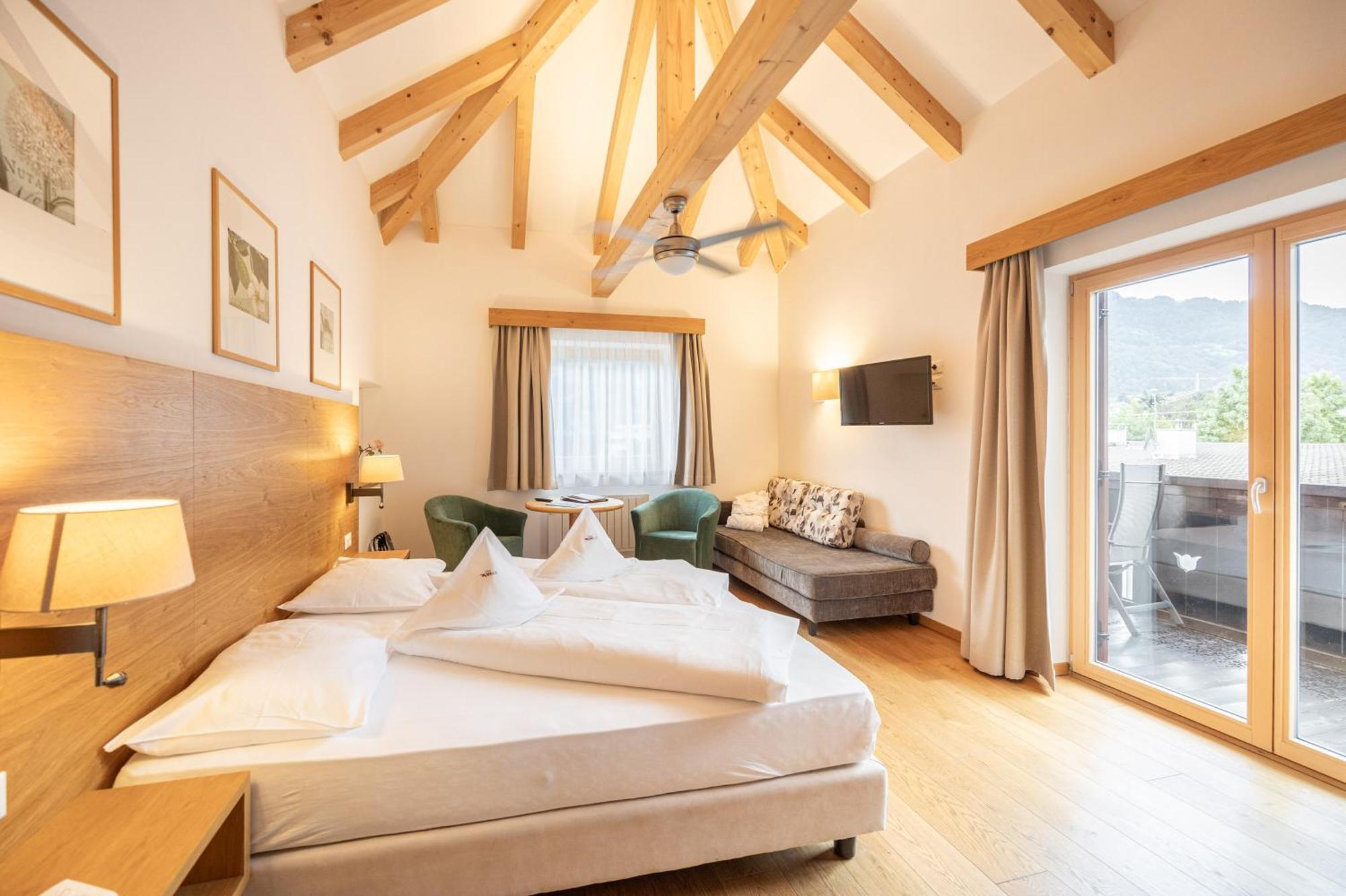 Parkhotel Tirolerhof Lagundo Bagian luar foto