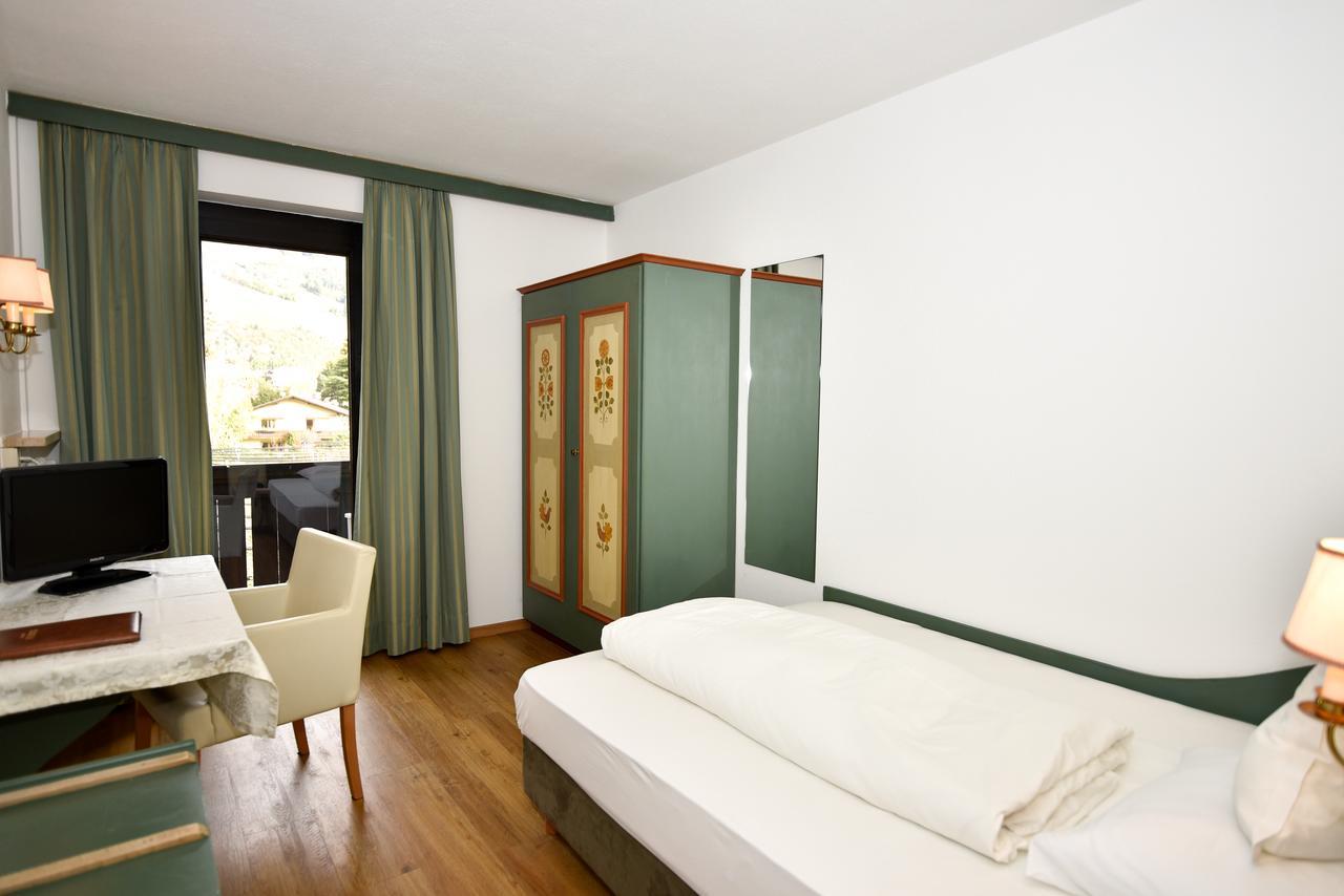 Parkhotel Tirolerhof Lagundo Bagian luar foto